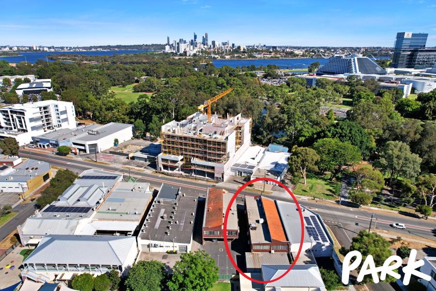 Secure First Floor Office on Busy Burswood Rd!