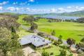 COUNTRY LIFESTYLE WITH LAKE VIEWS