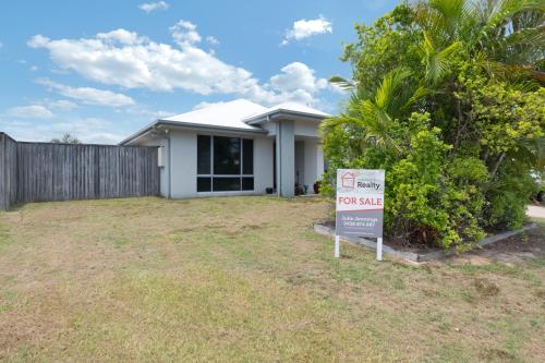 45 Schooner Avenue, Bucasia, Bucasia - Image 1