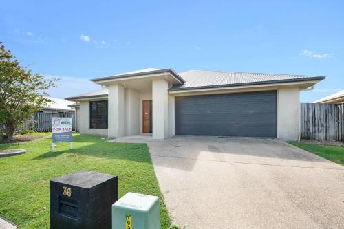 36 Miami Tce, Blacks Beach, Blacks Beach - Image 1