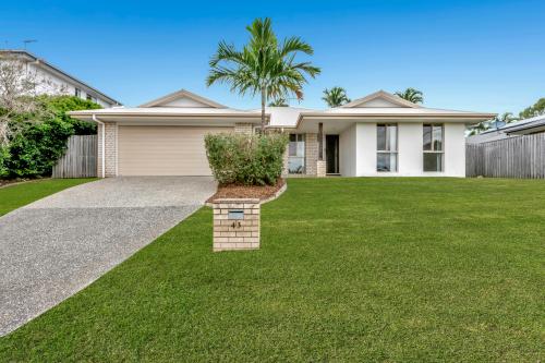43 Avalon Dr, Rural View, Rural View - Image 1