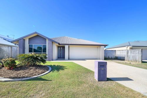 33 Whitehaven Drive, Blacks Beach, Blacks Beach - Image 1