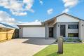 Modern 4-Bedroom Home in Bucasia – Great for Families