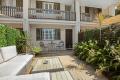 ULTIMATE RELAXATION - LOCATED JUST METRES FROM LAMBERTS BEACH!