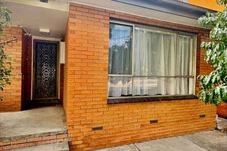 Family home in perfect Location -Unmatched Convenience & Lifestyle