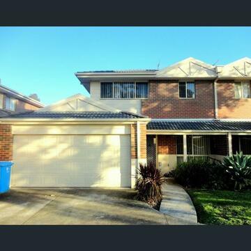 Michael and Pauline - 33/4 Paydon Way, Hampton Park testimonial image