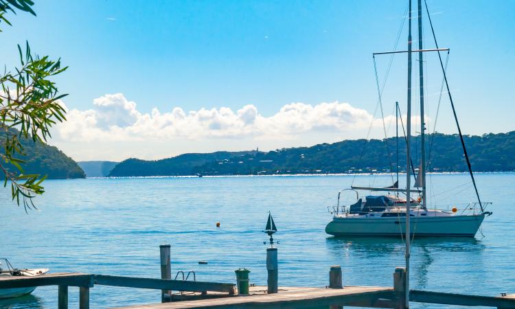 The Ultimate Waterfront Entertainer - Motivated Vendor