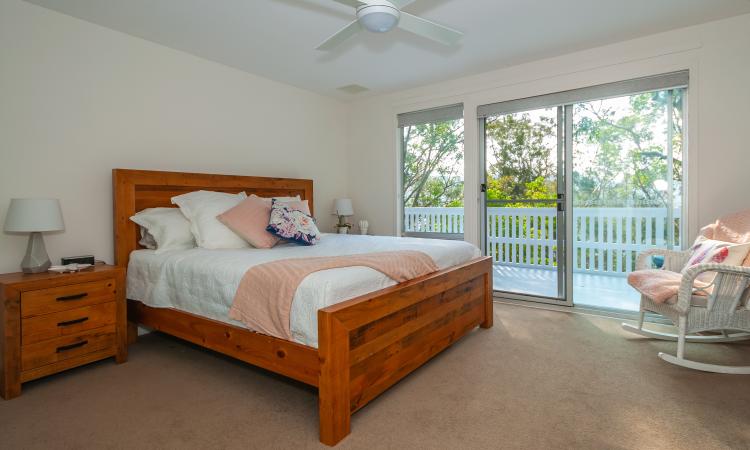 Sunny and Private Family Home