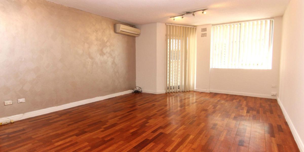 Two Bedroom Apartment in Excellent Location
