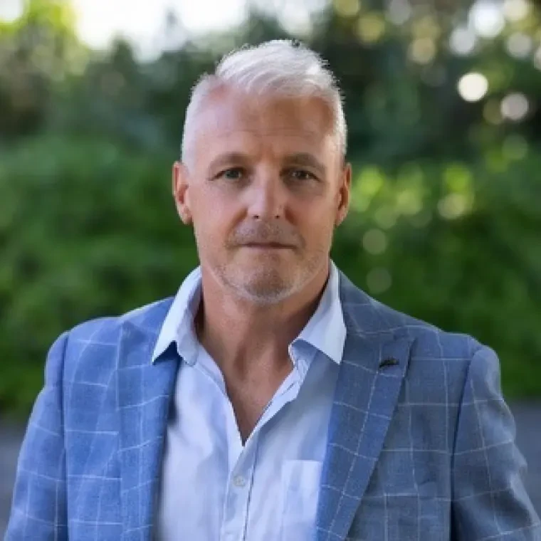 Garry Robertson