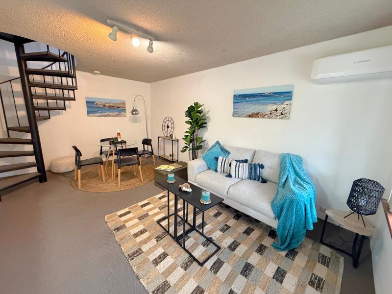 Trendy Townhouse in Prime Location