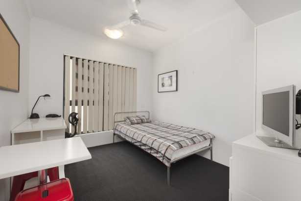 Furnished Brisbane Student Studio for Sale