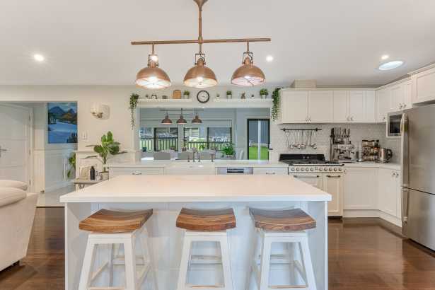 Fully Furnished Family Home with Pool – 6 Month Lease