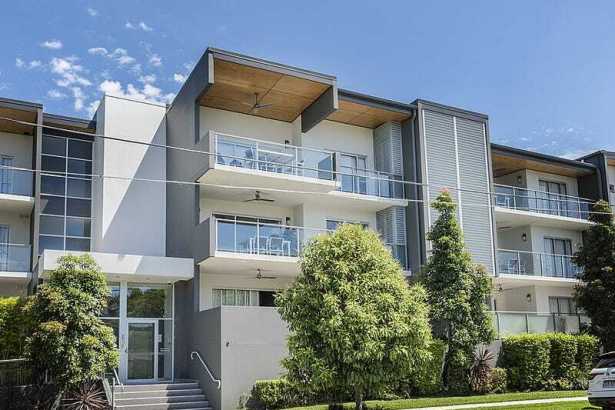 Stylish Furnished Apartment in the Heart of Bulimba