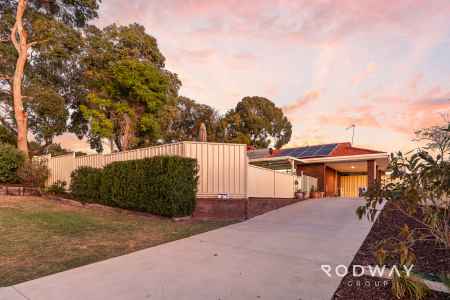 SPACIOUS FAMILY LIVING WITH POOL IN SCENIC CLIFTON HILLS!