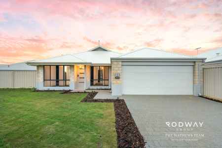 MODERN FAMILY GEM IN TIGHTLY HELD CHAMPION LAKES – BUILT IN 2021!