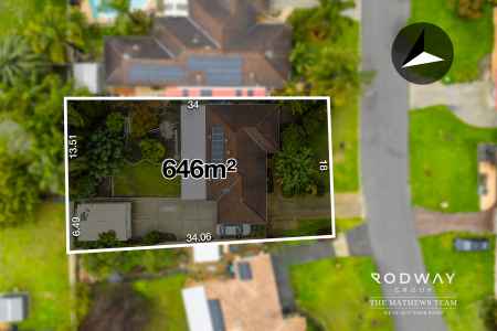 3X1 SEVILLE GROVE BEAUTY ON 646SQM BLOCK!