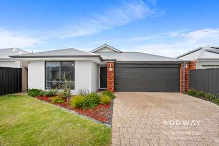 MODERN, LOW-MAINTENANCE 3-BED GEM IN TREEBY!