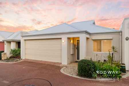 LOW-MAINTENANCE 3X2 – PERFECT LOCK-AND-LEAVE LIVING!