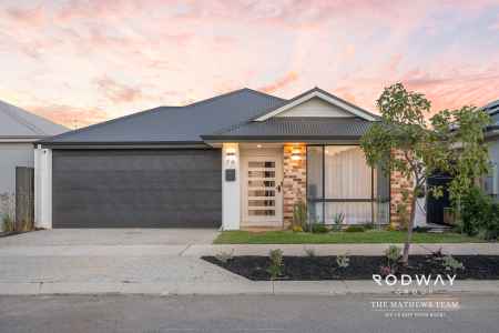 MODERN FAMILY LIVING WITH HIGH SPEC FINISHES IN PRIME HILBERT LOCATION!