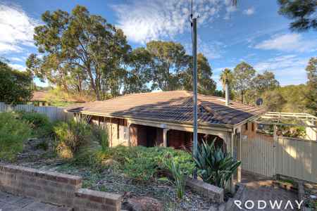 Spacious Family Living on 784sqm in the Heart of Mount Nasura!
