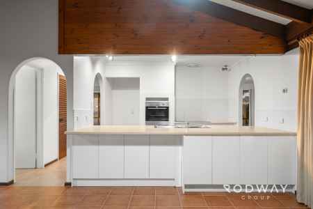 The Perfect Family Retreat in a Quiet Clifton Hills Cul-de-Sac!