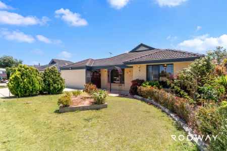 Exceptional Family Living in a Prime Seville Grove Location!