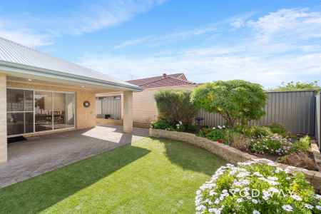 Family Living in Byford Scarp