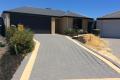 FAMILY HOME IN BEAUTIFUL BYFORD