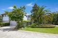 Vacant Townhouse In Prime Location 
