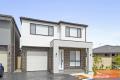 Brand New Townhouse in the Riverbank Public School and The Ponds High School Catchment.