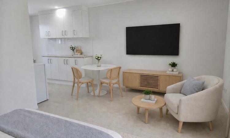 Modern Studio Living in Prime Coastal Location