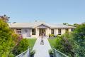 In a Class of Its Own – Picturesque Family Living in Sought After Pie Creek