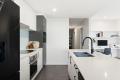 Effortless luxury by the beach – designer corner apartment in ‘The Hedge’