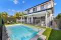 Luxury Living Meets Family Lifestyle in Palmview