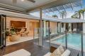 LARGE FAMILY HOME IN THE HEART OF MOOLOOLABA!