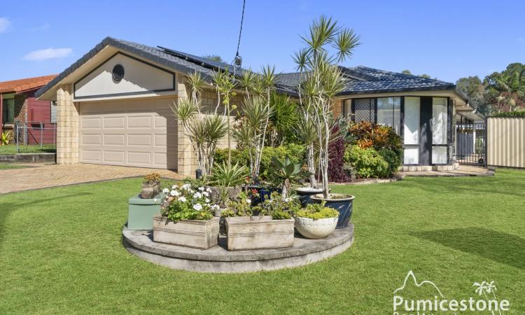 MODERN FAMILY HOME IN DONNYBROOK!