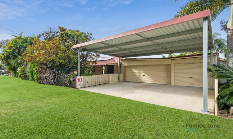 Perfect for the Queensland Lifestyle – Big Shed, Big Block, Big Potential