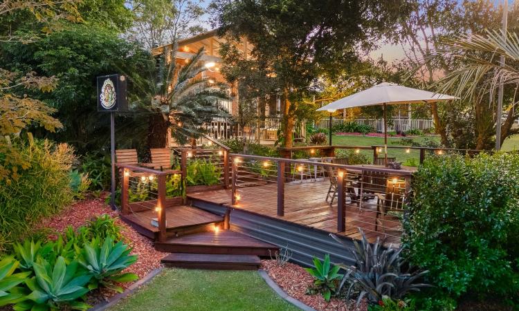 Homesteader’s Dream on 10 Acres – Tranquil Living with Modern Comforts