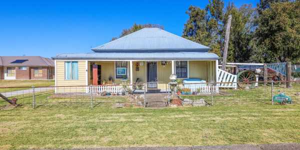 Kylie C testimonial image