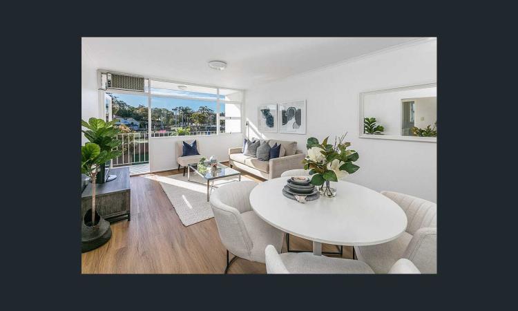 Sun drenched North-Facing 2 Bedroom Apartment