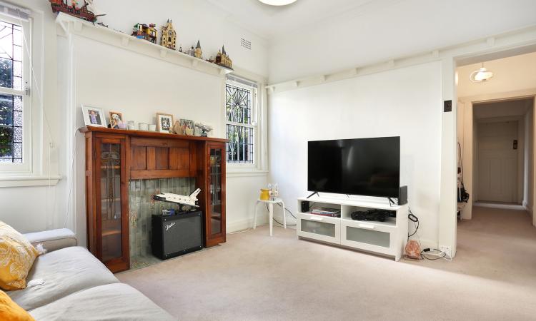 Two bedroom apartment close to Bondi Beach and Bondi Junction