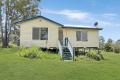 Located just minutes from Laidley township with shops, schools