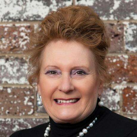 Lynette Anstee photo