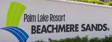 Palm Lake Resort Beachmere Bay