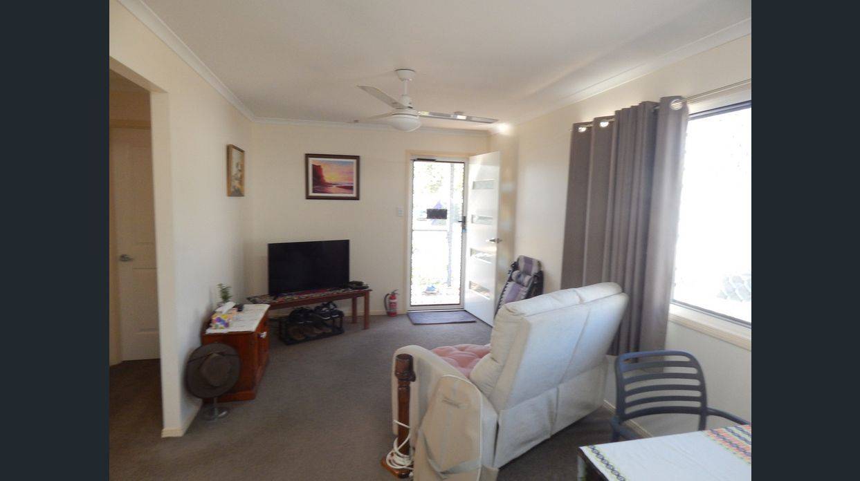 14/17 Arthur Street East, Nanango, Qld 4615 2