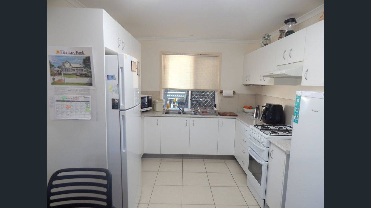 14/17 Arthur Street East, Nanango, Qld 4615 1