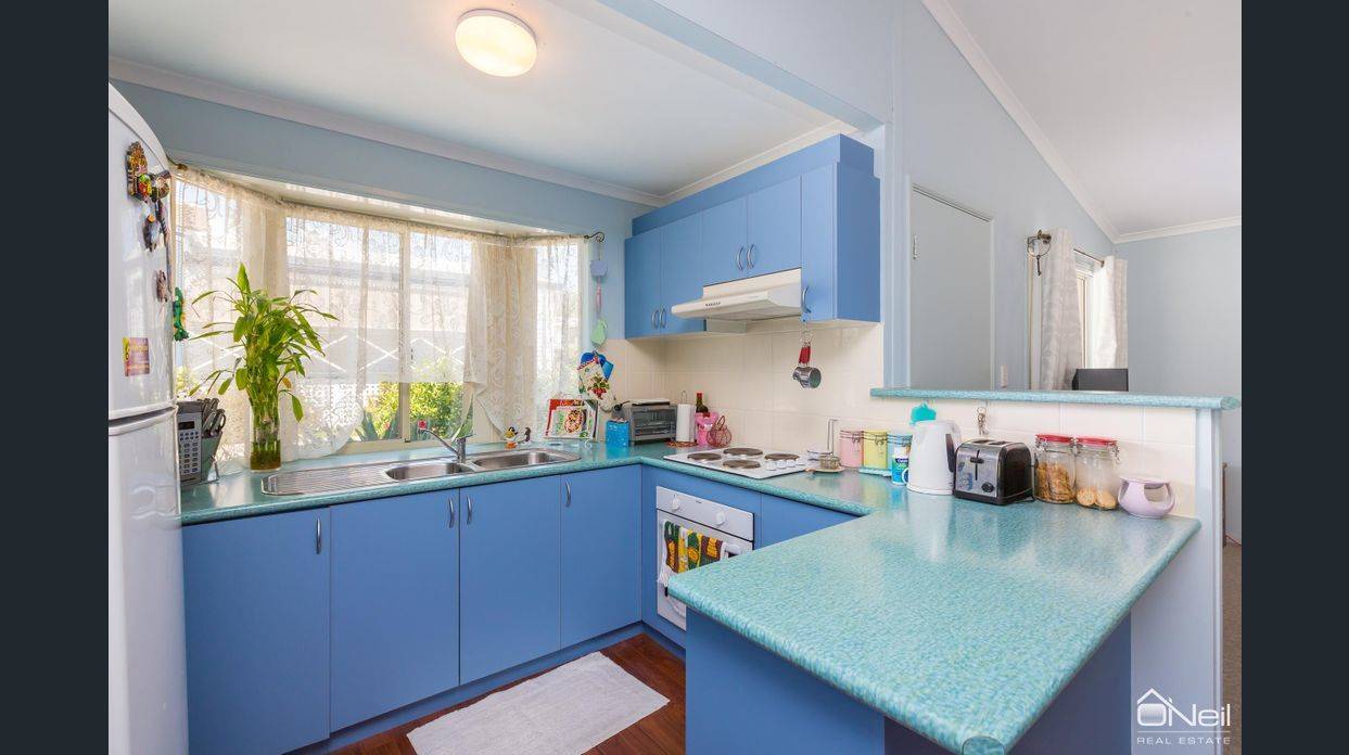 213/270 South Western Highway, Mount Richon, WA 6112 1