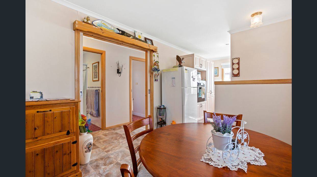 017/48/58 Princes Highway, Narooma, NSW 2546 1