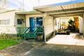 Over 50's living...Close to the Beach!